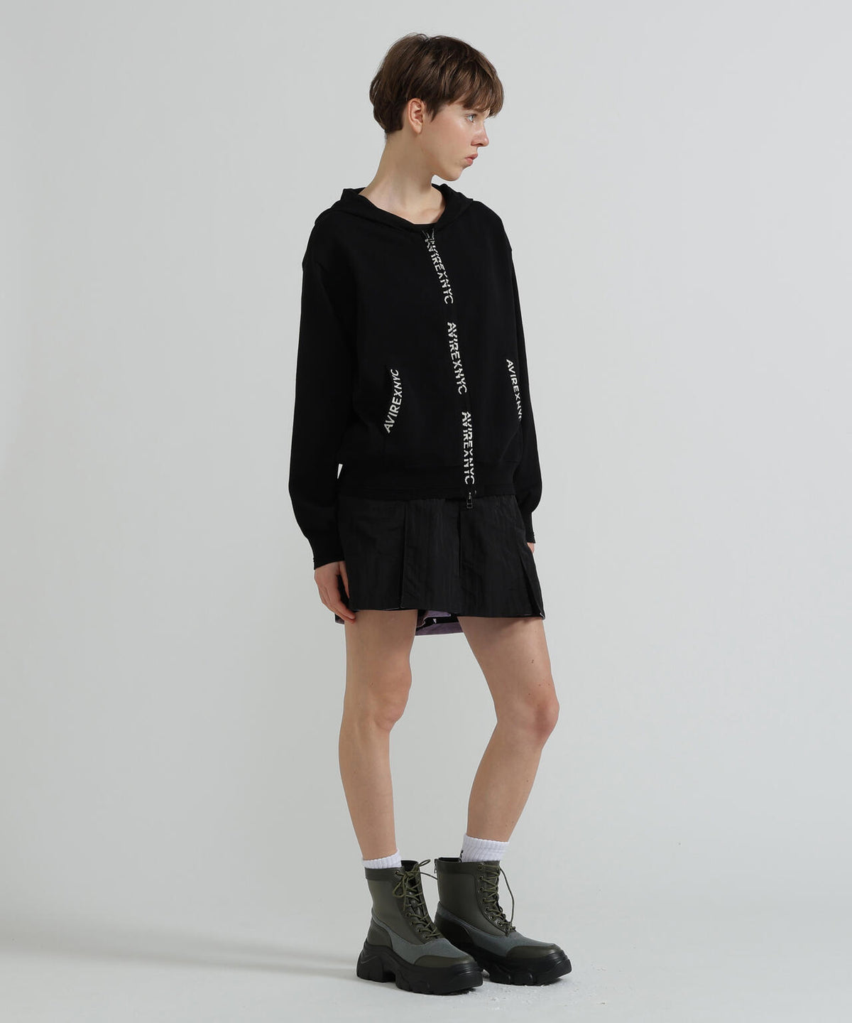 《WOMAN》SWEAT LOOK KNIT HOODIE