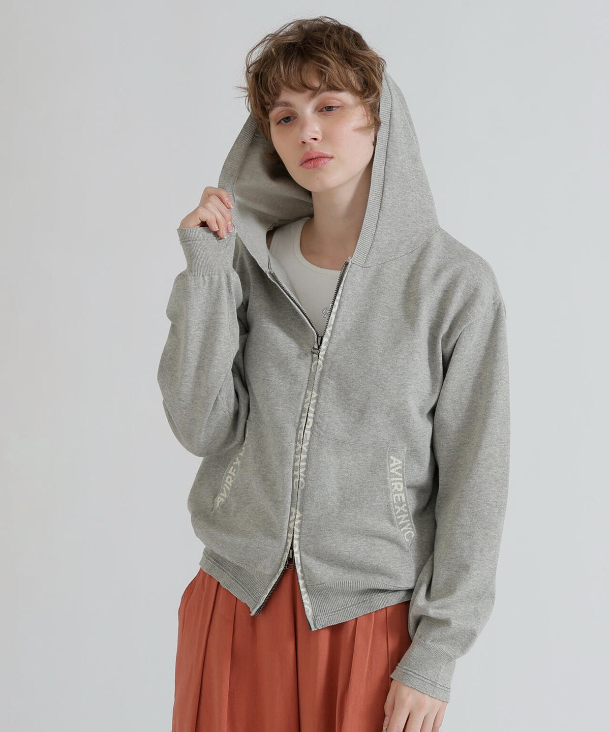 《WOMAN》SWEAT LOOK KNIT HOODIE