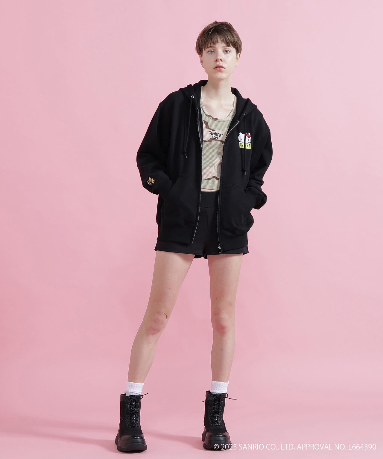 《AVIREX×HELLO KITTY》HOODIE