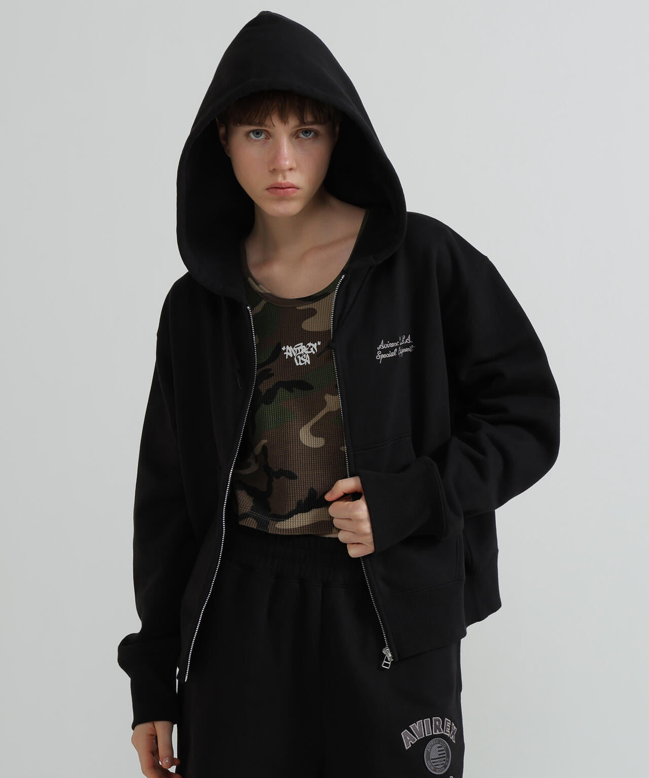 《WOMAN/直営店限定》VARSITY FLAG PARKA