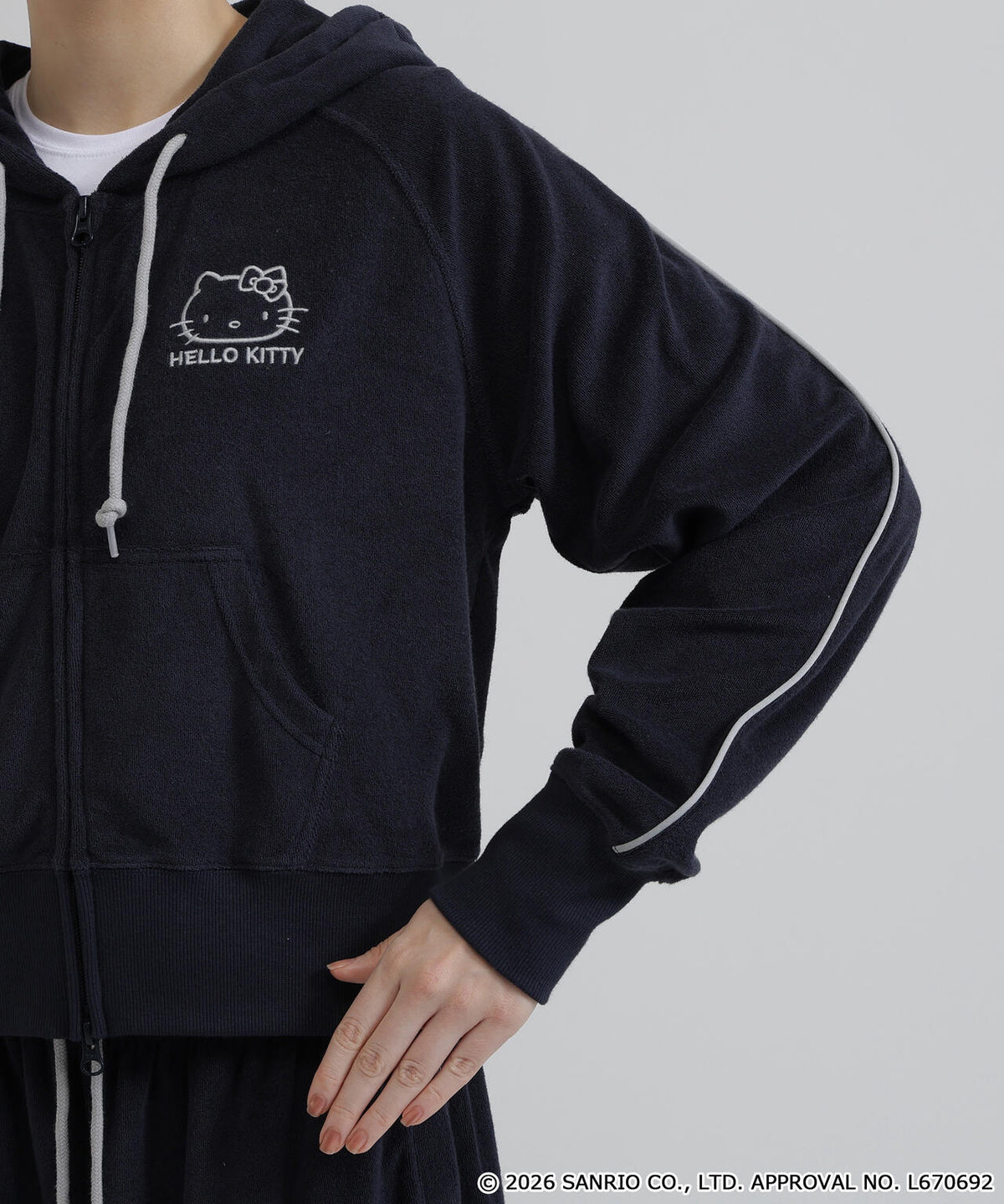 《AVIREX×HELLO KITTY》PILE PARKA