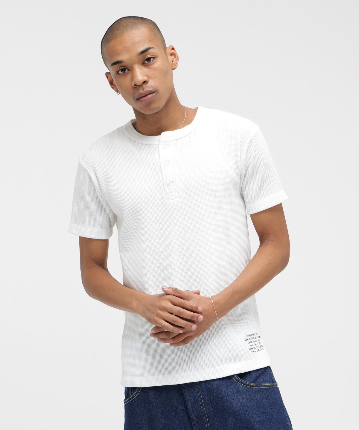 MINI WAFFLE HENLEY NECK T-SHIRT ”STENCIL”