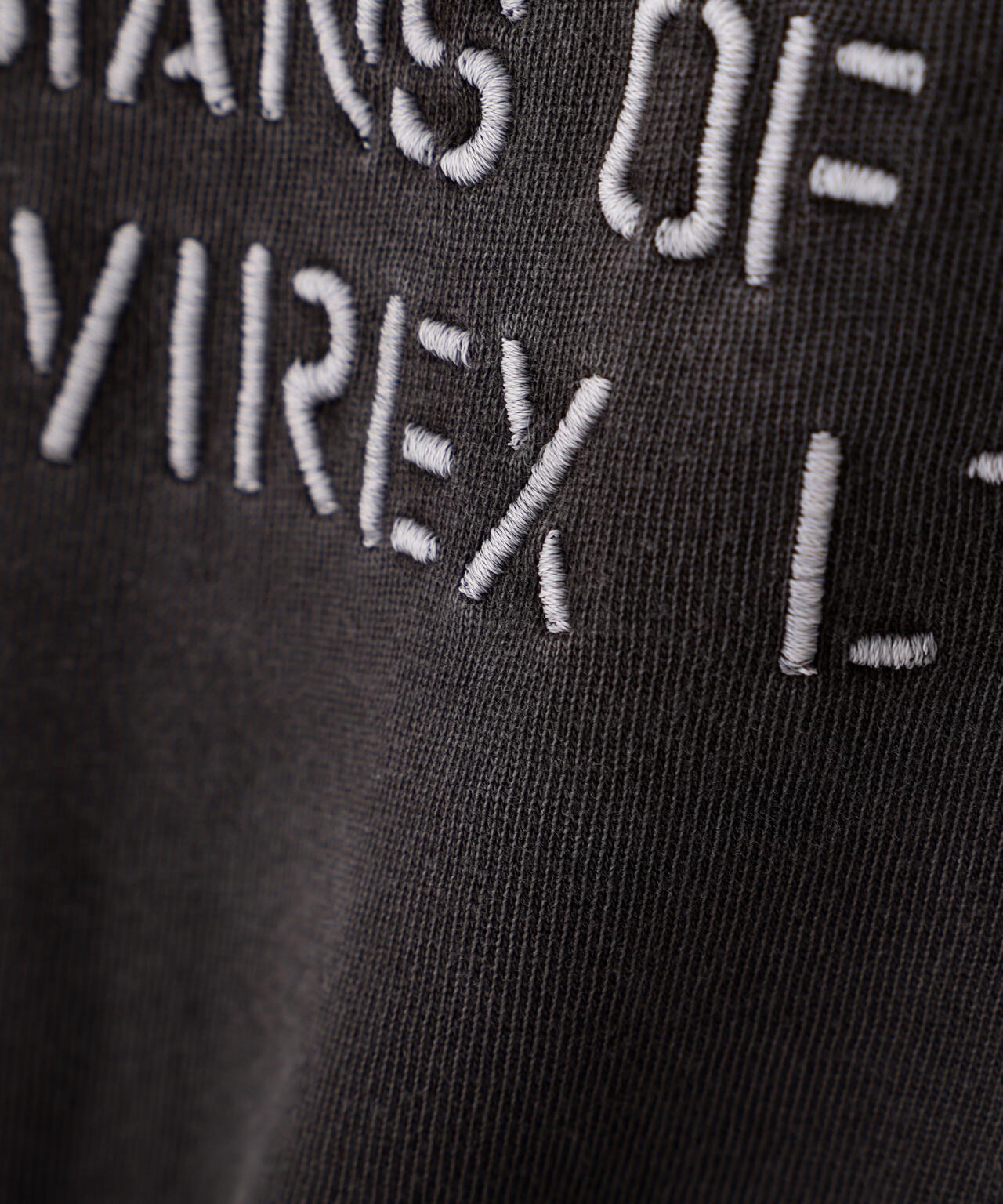 FADED MIL. HENRY NECK T-SHIRT