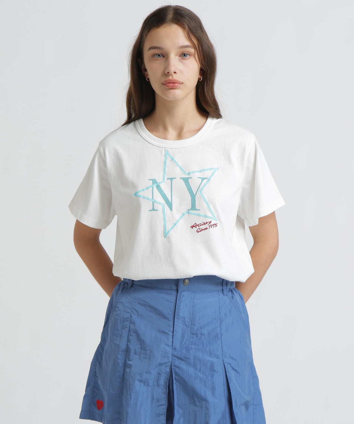 《WOMAN/直営店限定》FADE WASH T‐SHIRT WITH STAR EMBROIDERY