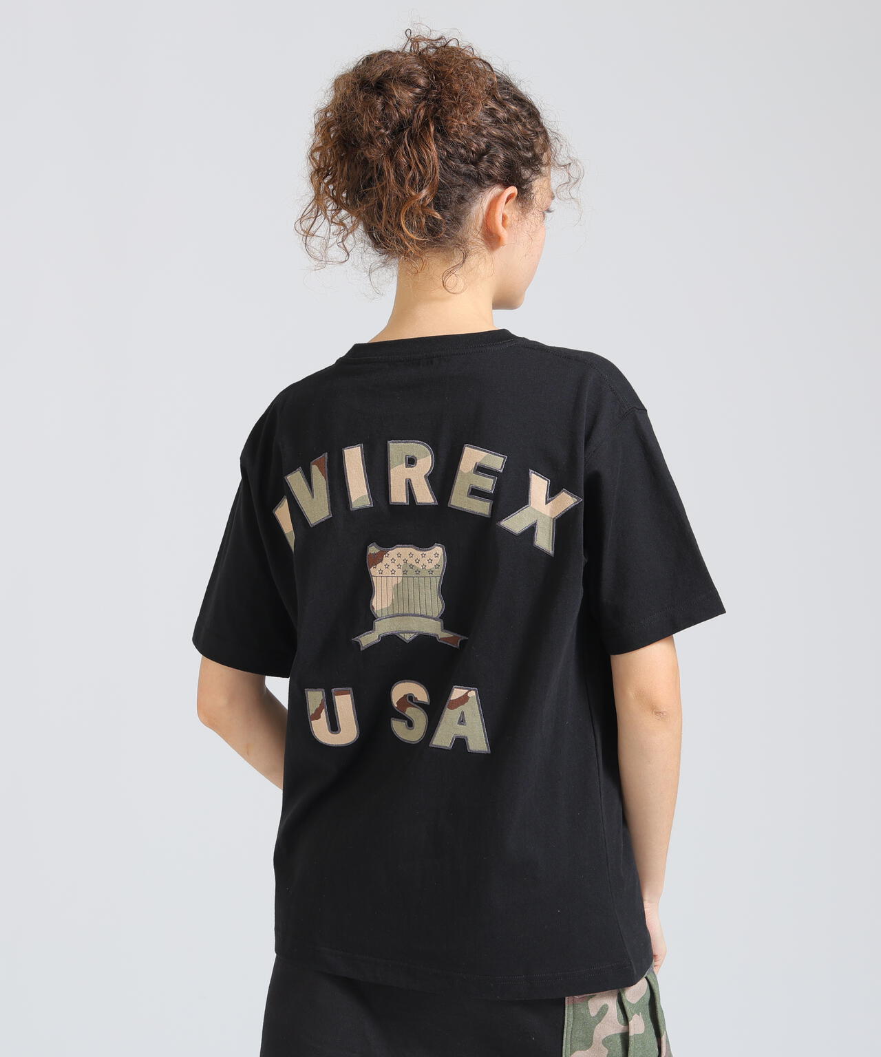 《WOMAN/直営店限定》S/S VARSITY CAMO LOGO T-SHIRT