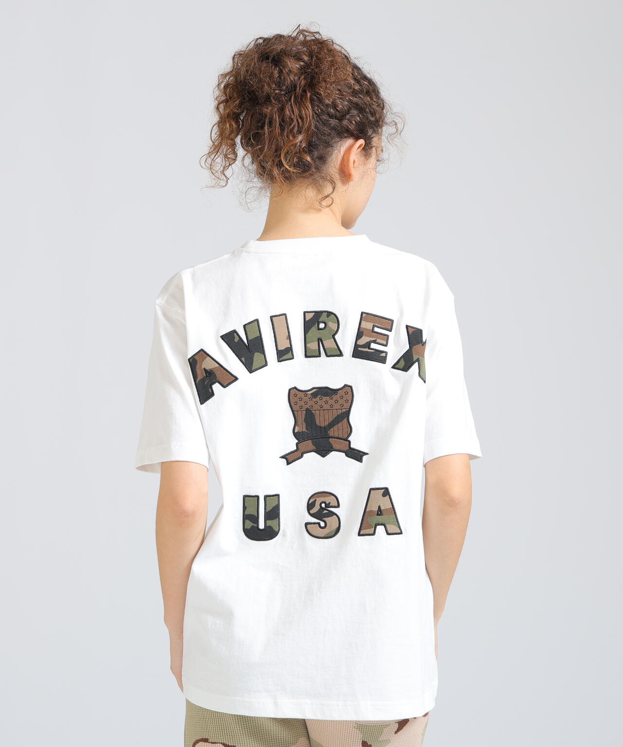 《WOMAN/直営店限定》S/S VARSITY CAMO LOGO T-SHIRT