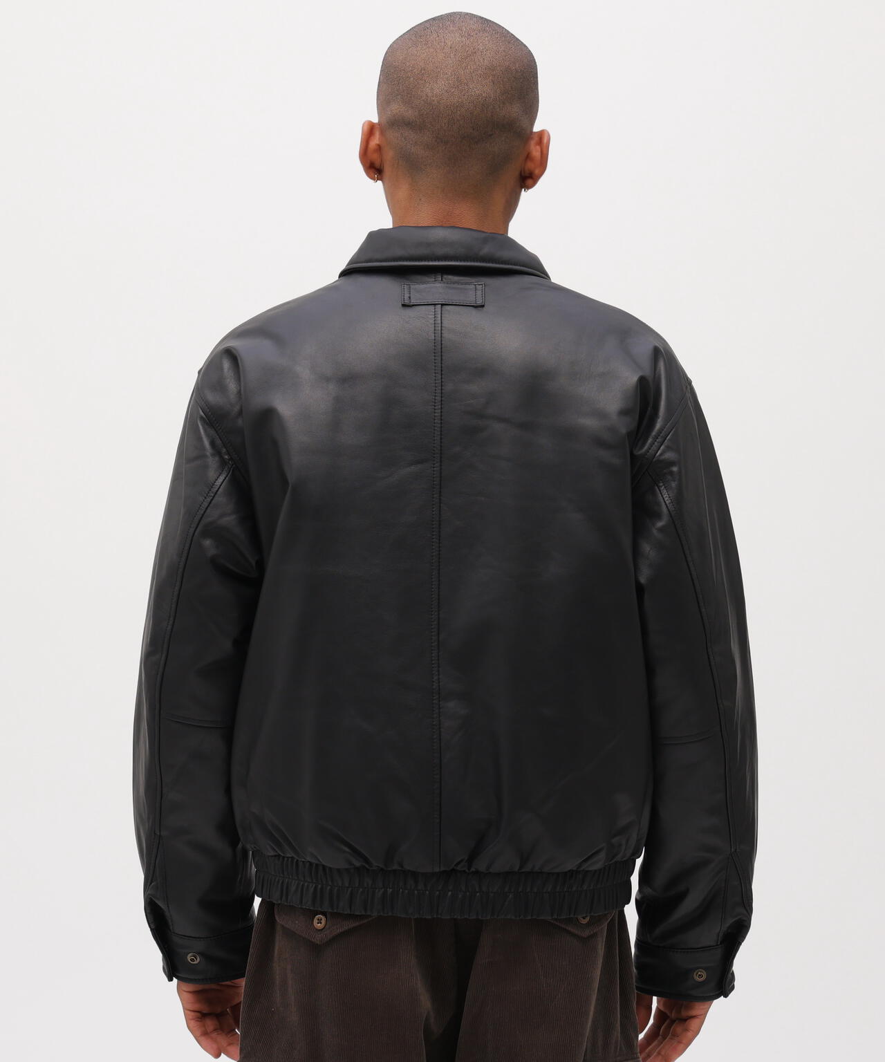 《AVIREX × Eddie Bauer》LIGHT LEATHER BOMBER JACKET