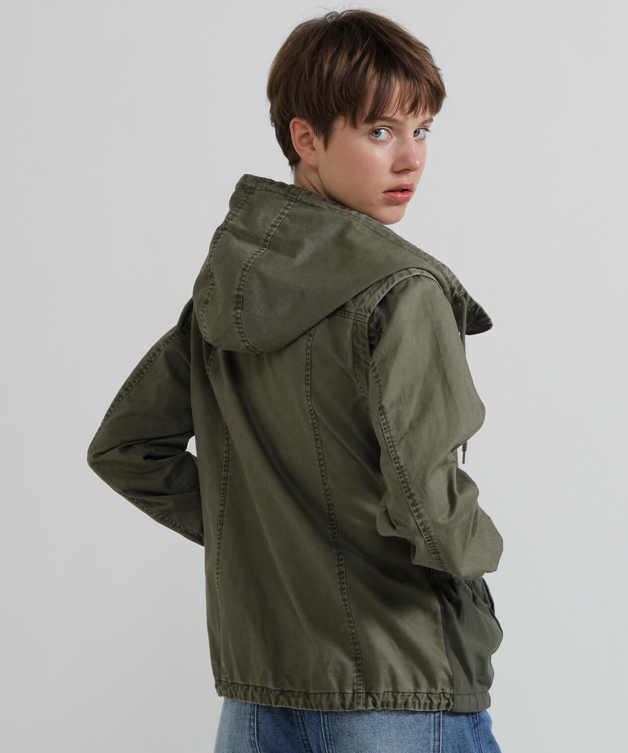 《WOMAN》MILITARY ZIP POCKET DETACHABLE JACKET