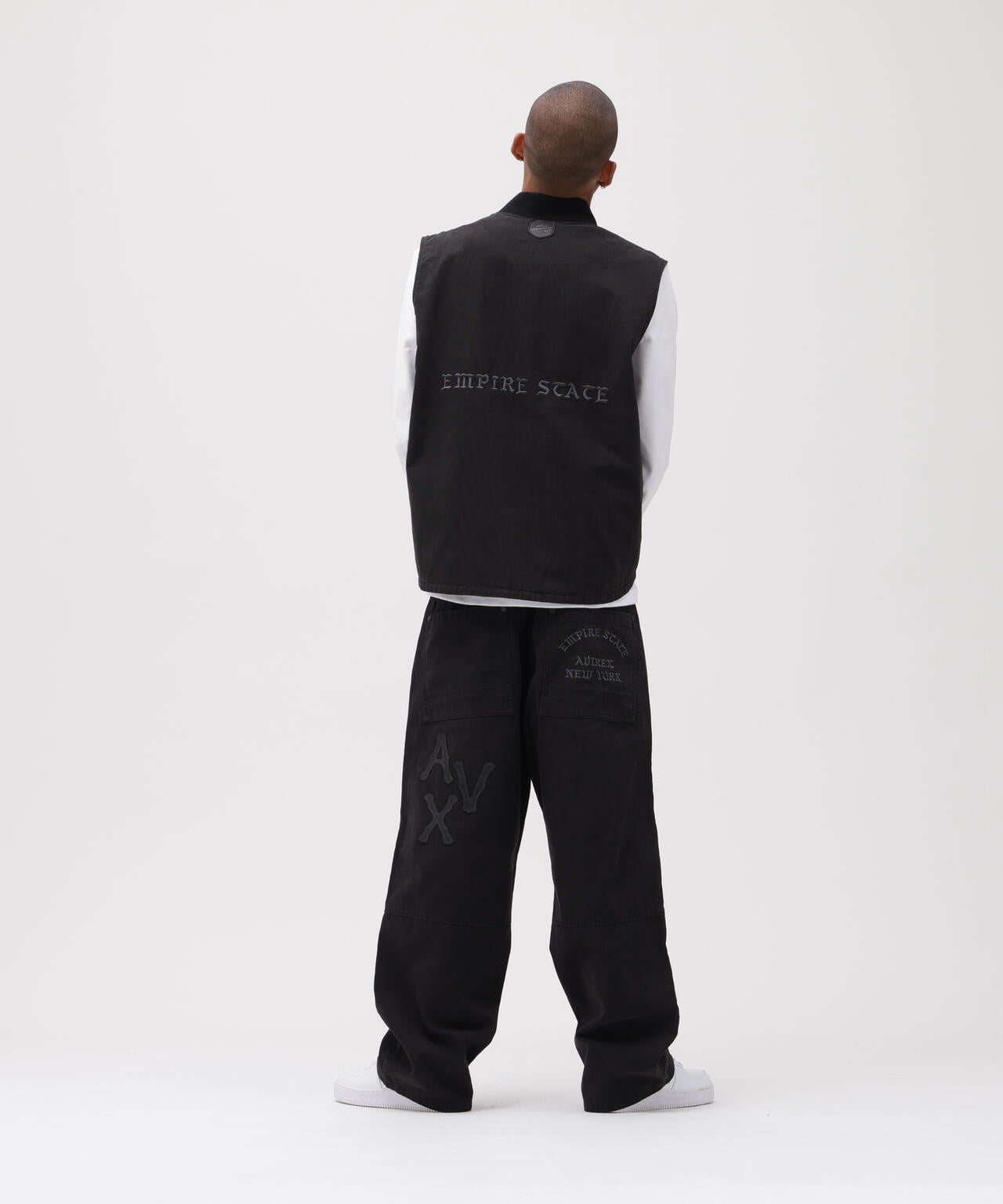 LEATHER PATCH DUCK VEST