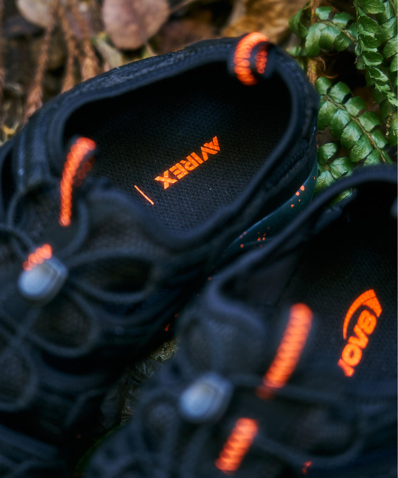 《AVIREX × INOV8》SANDAL / レコライト 190 UNI