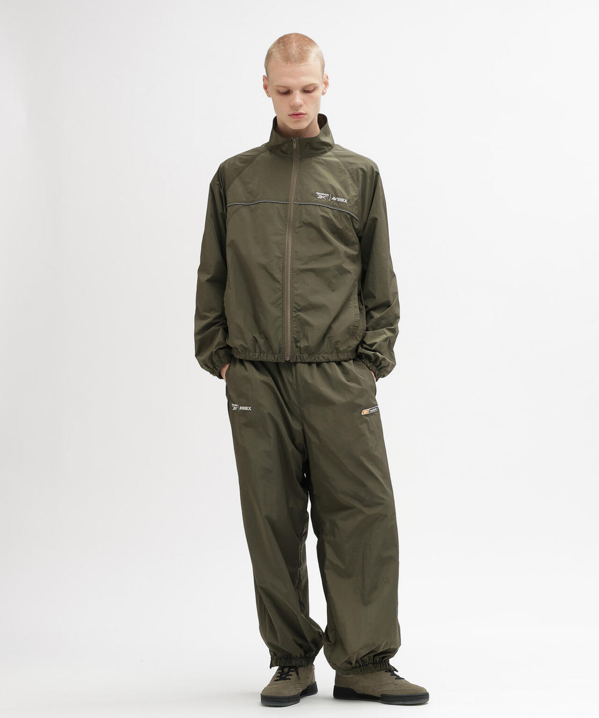 《AVIREX × Reebok》TRAINING PANTS ”MODERN SAGE COLLECTION”