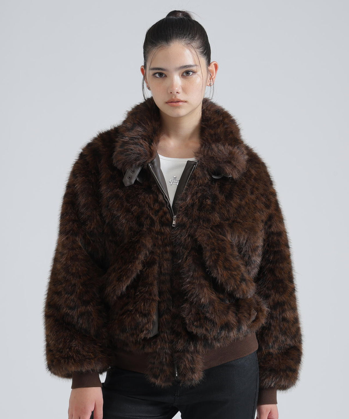 《直営店限定》CWU FUR JACKET