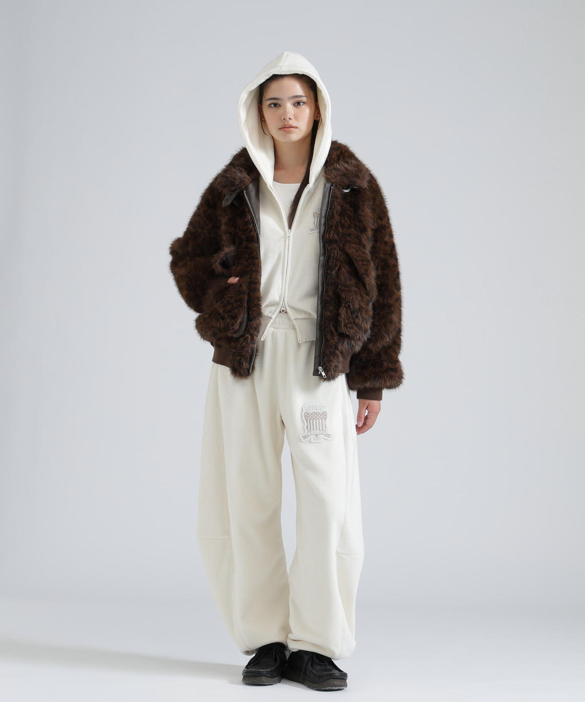 《直営店限定》CWU FUR JACKET