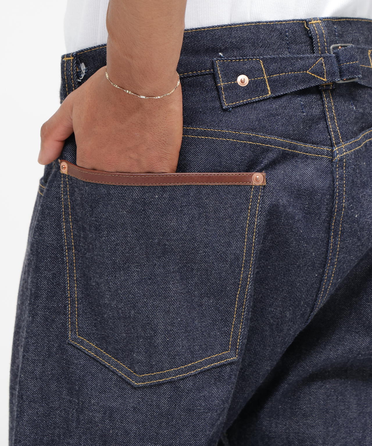 H:178cm C:90cm W:68cm H:94cm 着用サイズ:36