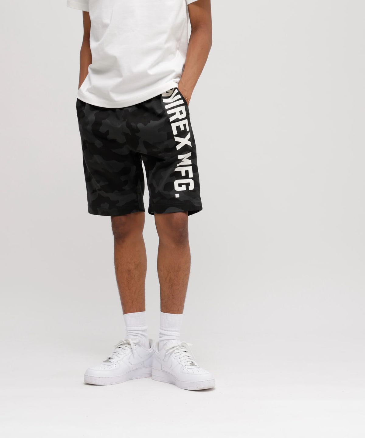 《WEB&DEPOT限定》VERTICAL LOGO SHORT PANTS