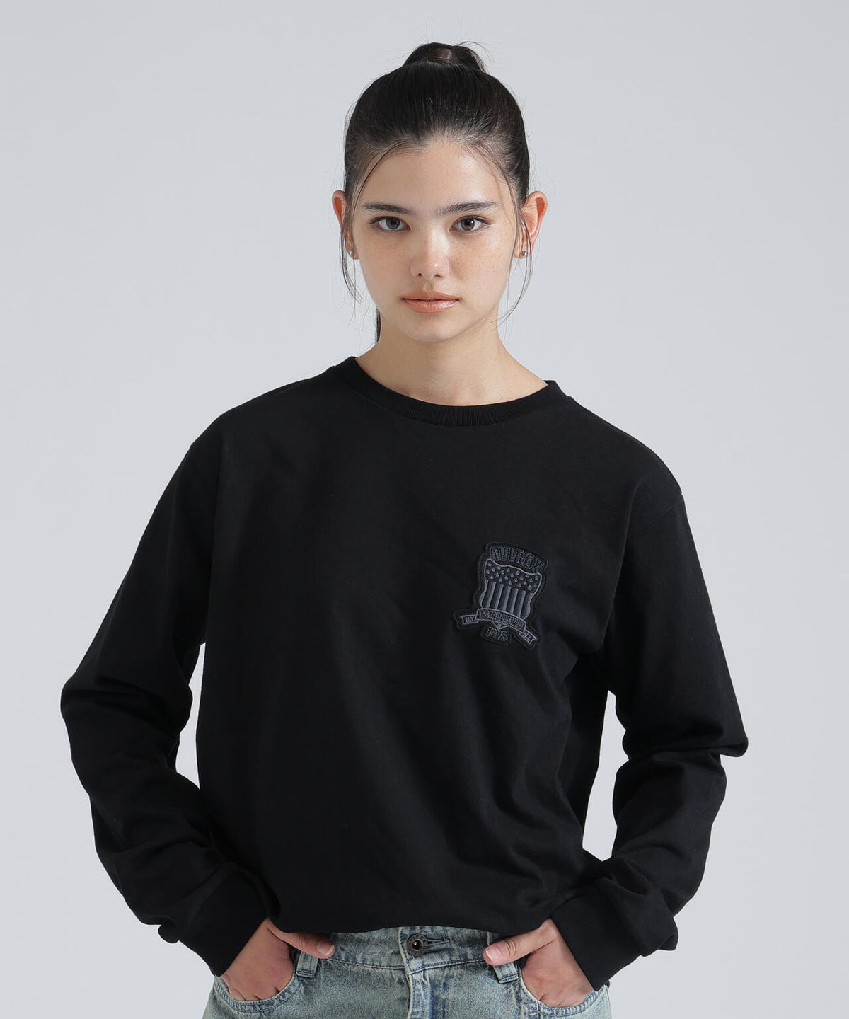 《WOMAN》L/S SIGNATURE VARSITY LOGO T-SHIRT