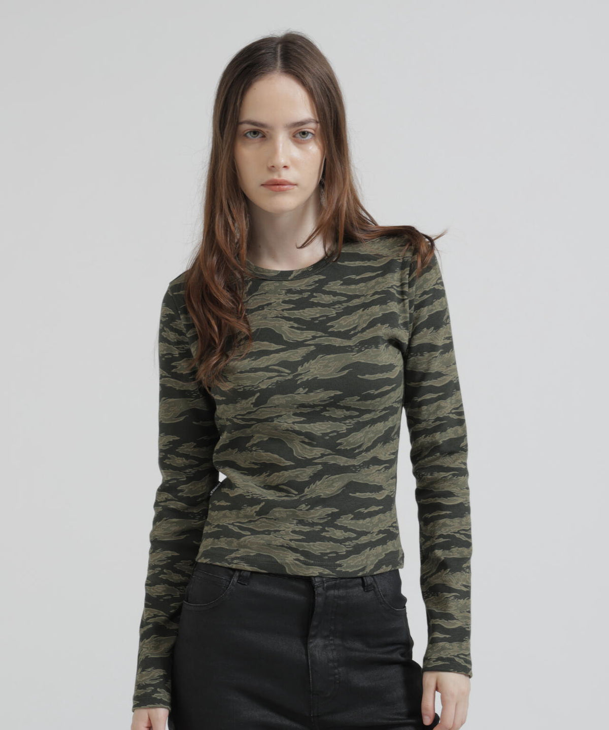 《WEB限定/DAILY/デイリー/WOMAN》RIB CAMO L/S CREW NECK T-SHIRT