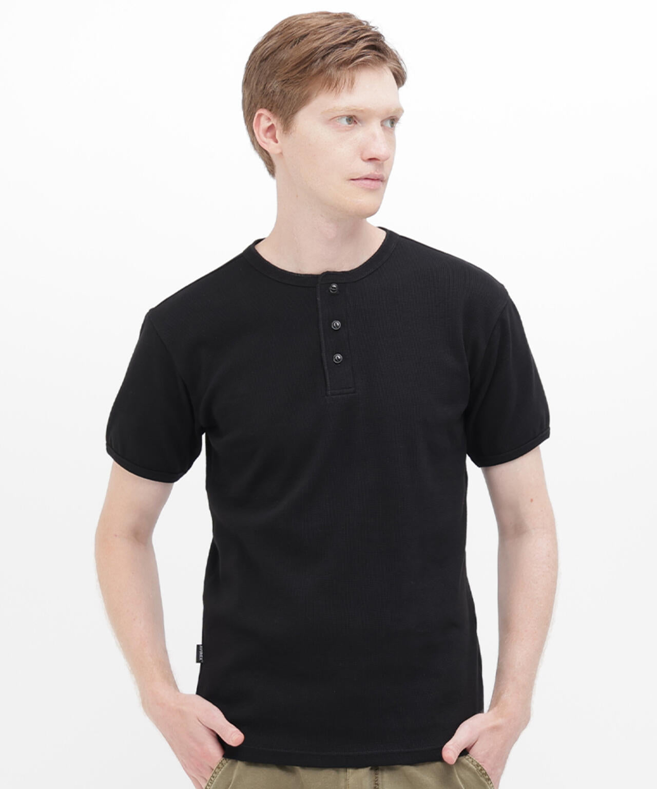 《DAILY/デイリー》MINI WAFFLE HENLEY NECK T-SHIRT