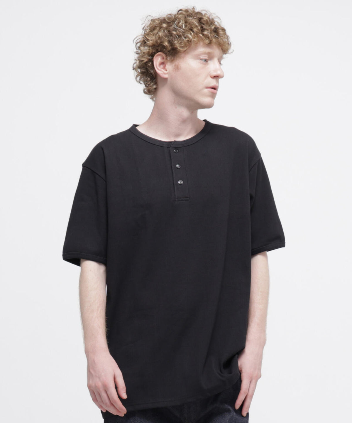 《DAILY/デイリー》BIG SIZE RIB S/S HENLEY NECK T-SHIRT
