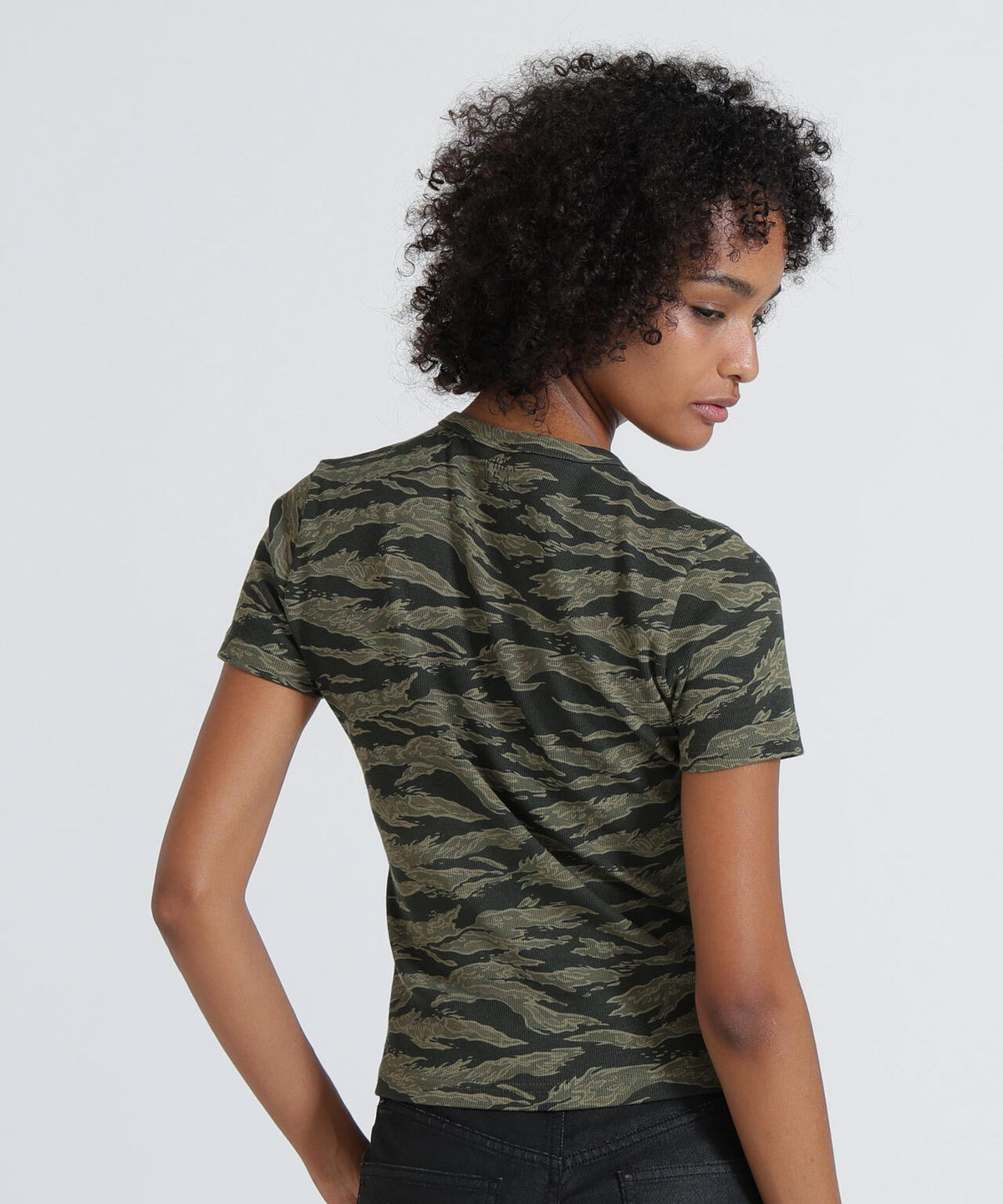 《WEB限定/DAILY/デイリー/WOMAN》 RIB CAMO S/S CREW NECK T-SHIRT