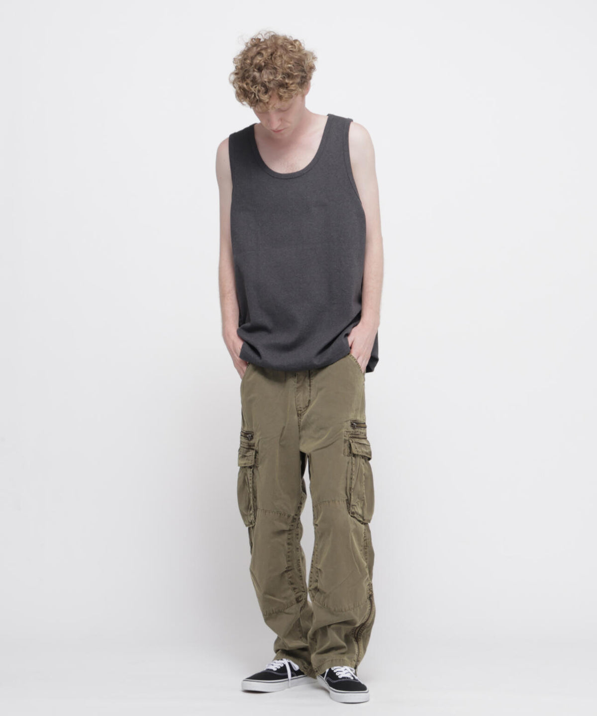 186cm B:92 W:74 H:91 着用サイズ:5XL