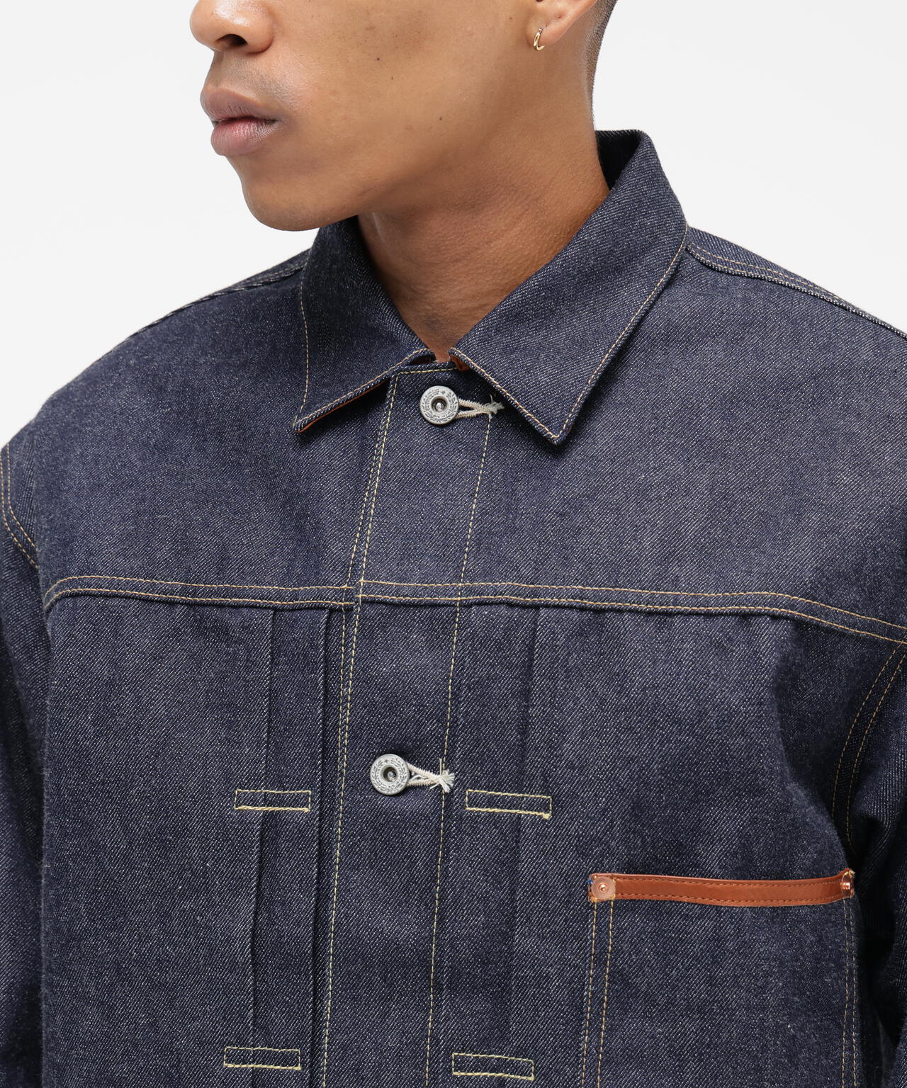 H:178cm C:90cm W:68cm H:94cm 着用サイズ:44