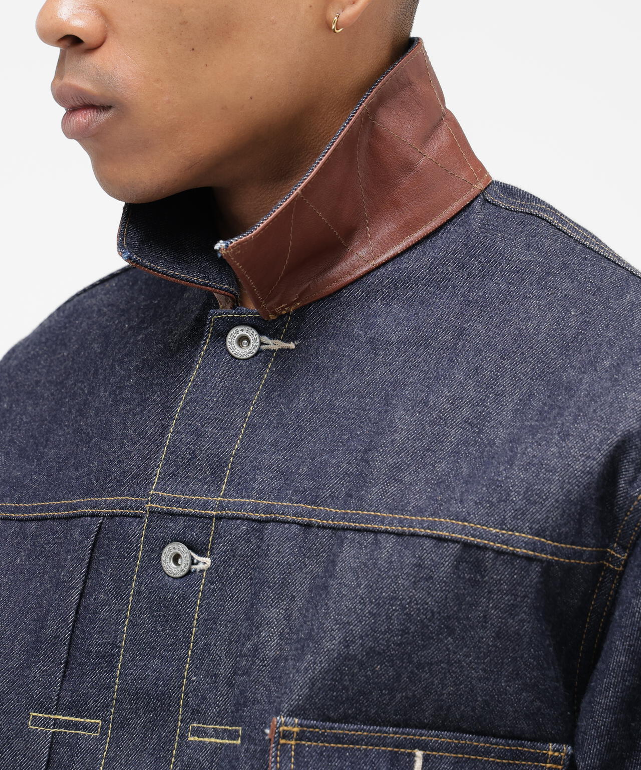 H:178cm C:90cm W:68cm H:94cm 着用サイズ:44