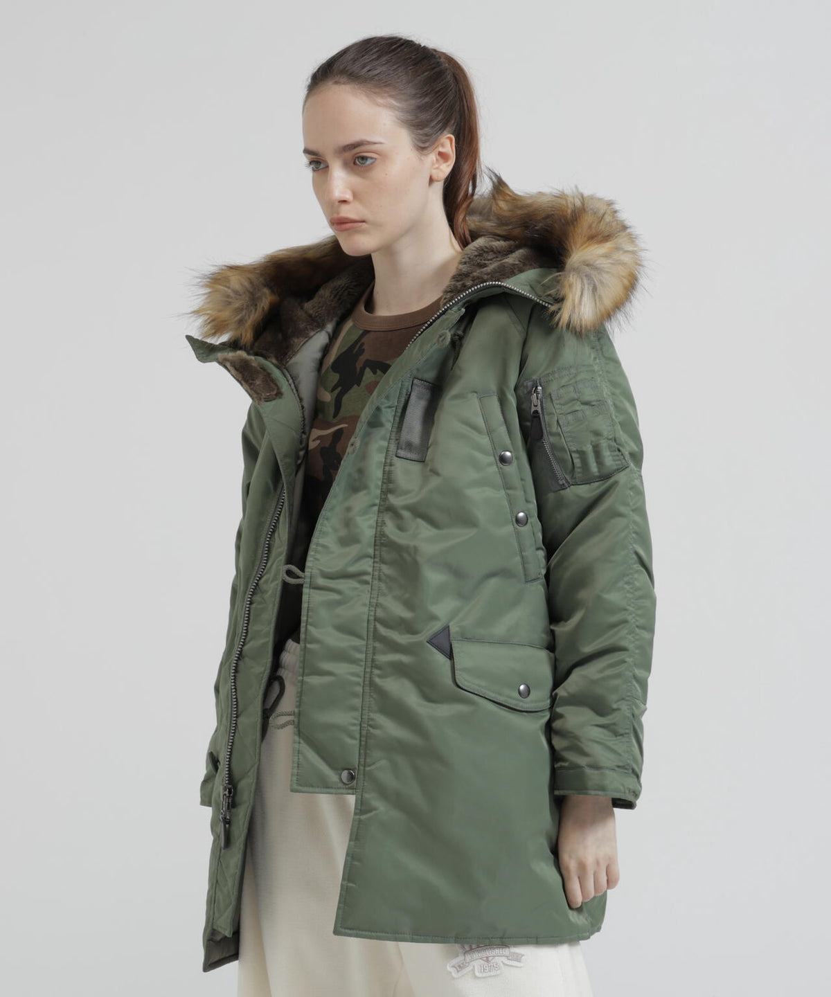 《WOMAN》N-3B COMMERCIAL