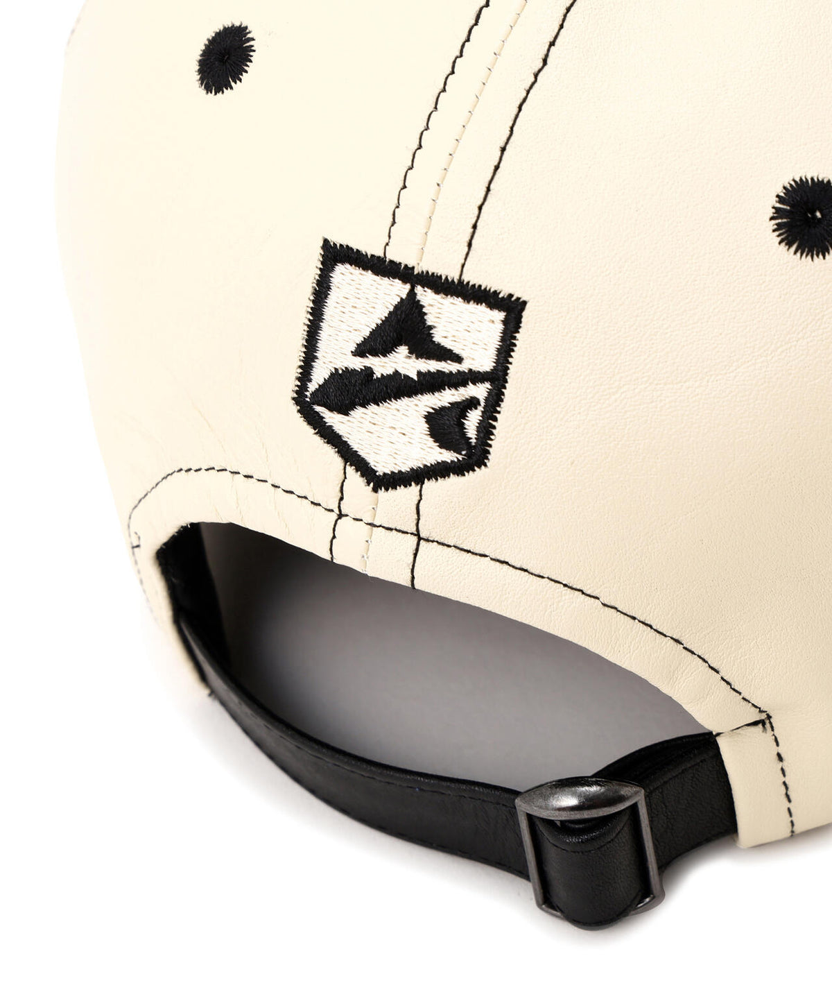 VARSITY LEATHER CAP ”WILD BEAR”