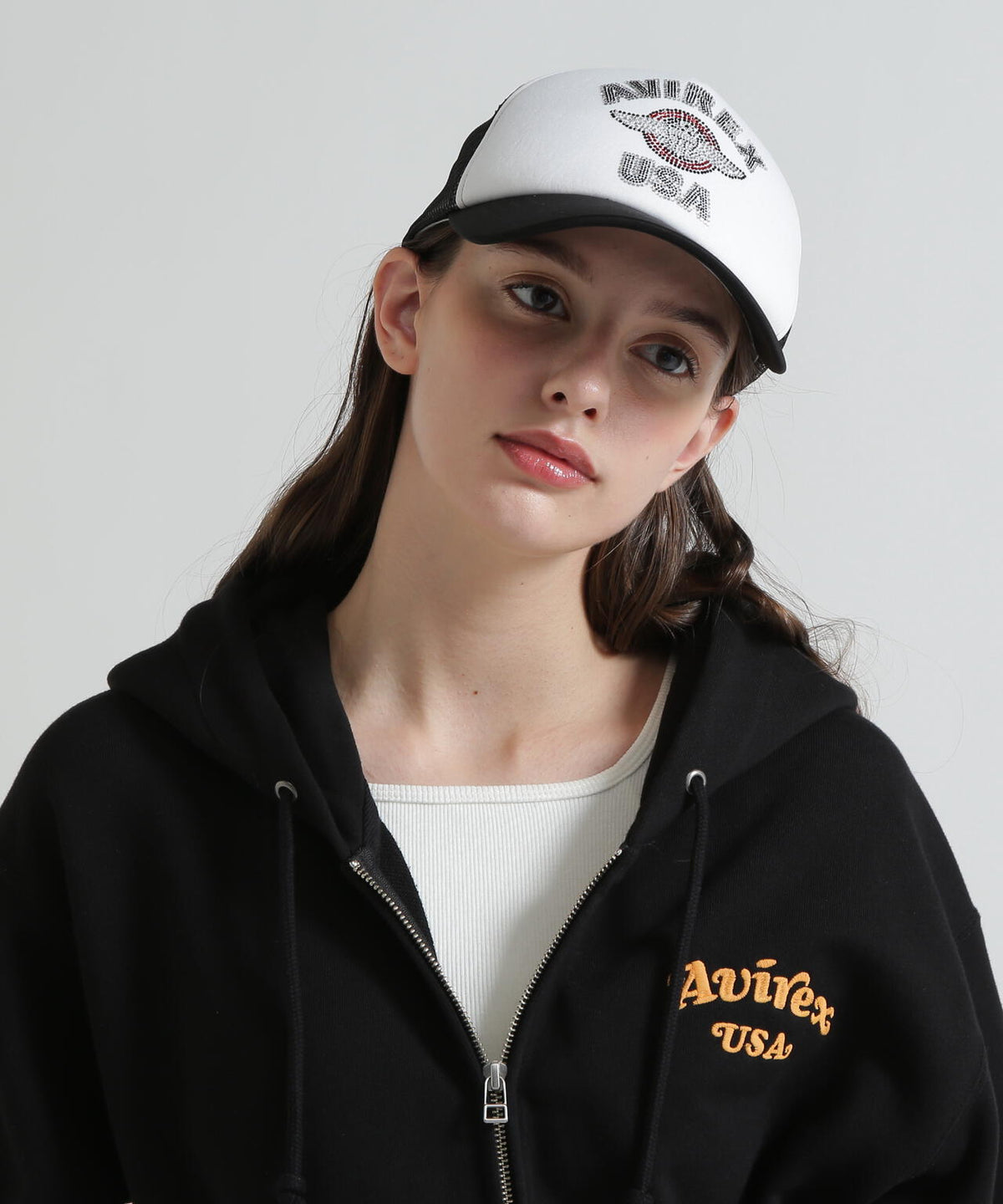 【直営店限定】RHINESTONE VARSITY LOGO MESH CAP