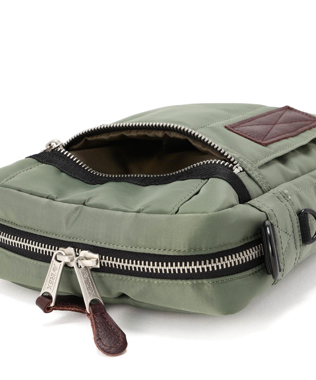 FLIGHT NYLON ”VERTICAL SHOULDER BAG”