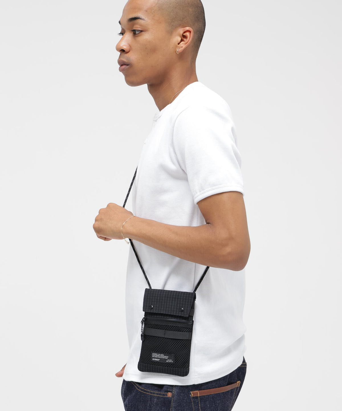 《直営店限定》REFLECT RIP VERTICAL POCHETTE