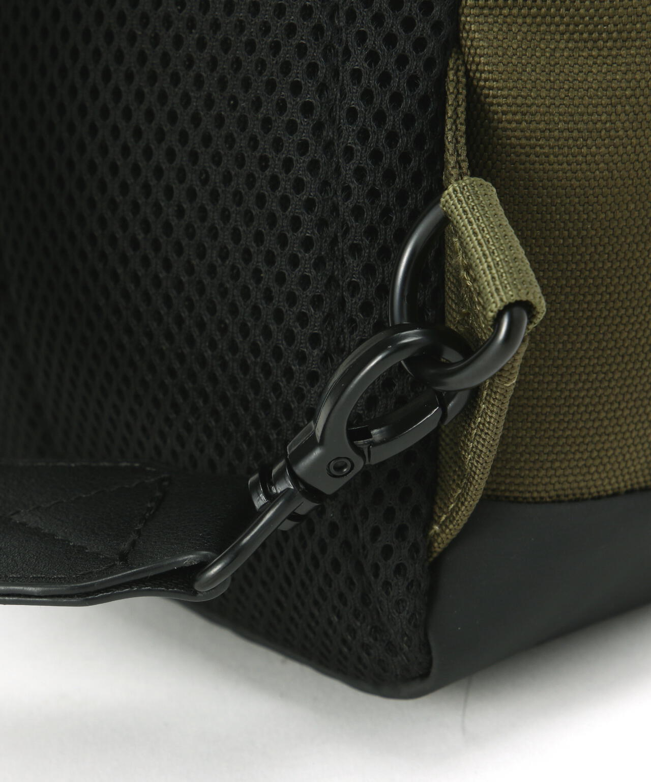 REGLESS ONE SHOULDER BAG