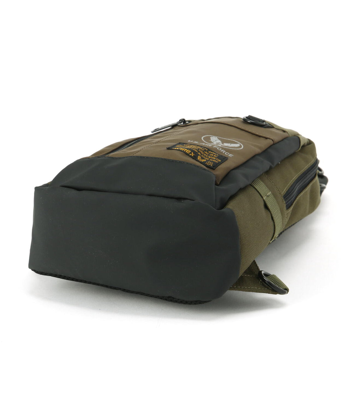 REGLESS ONE SHOULDER BAG
