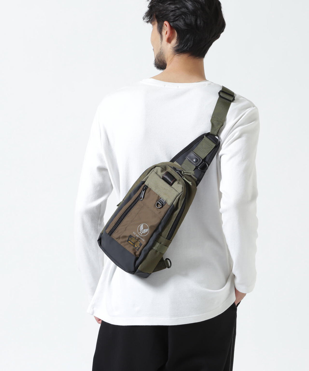 REGLESS ONE SHOULDER BAG