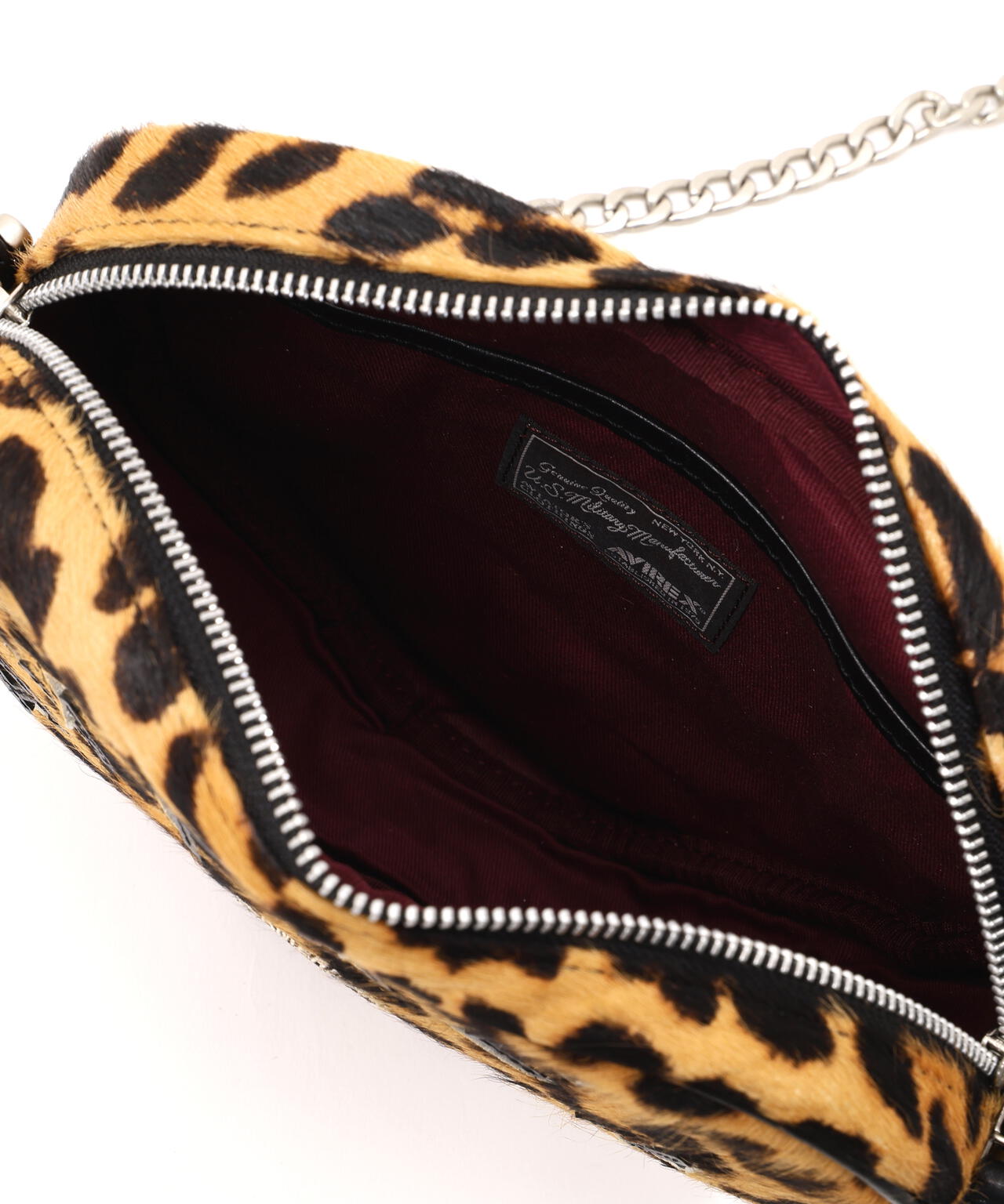 《直営店限定》LX VARSITY LEATHER HEART CHAIN BAG