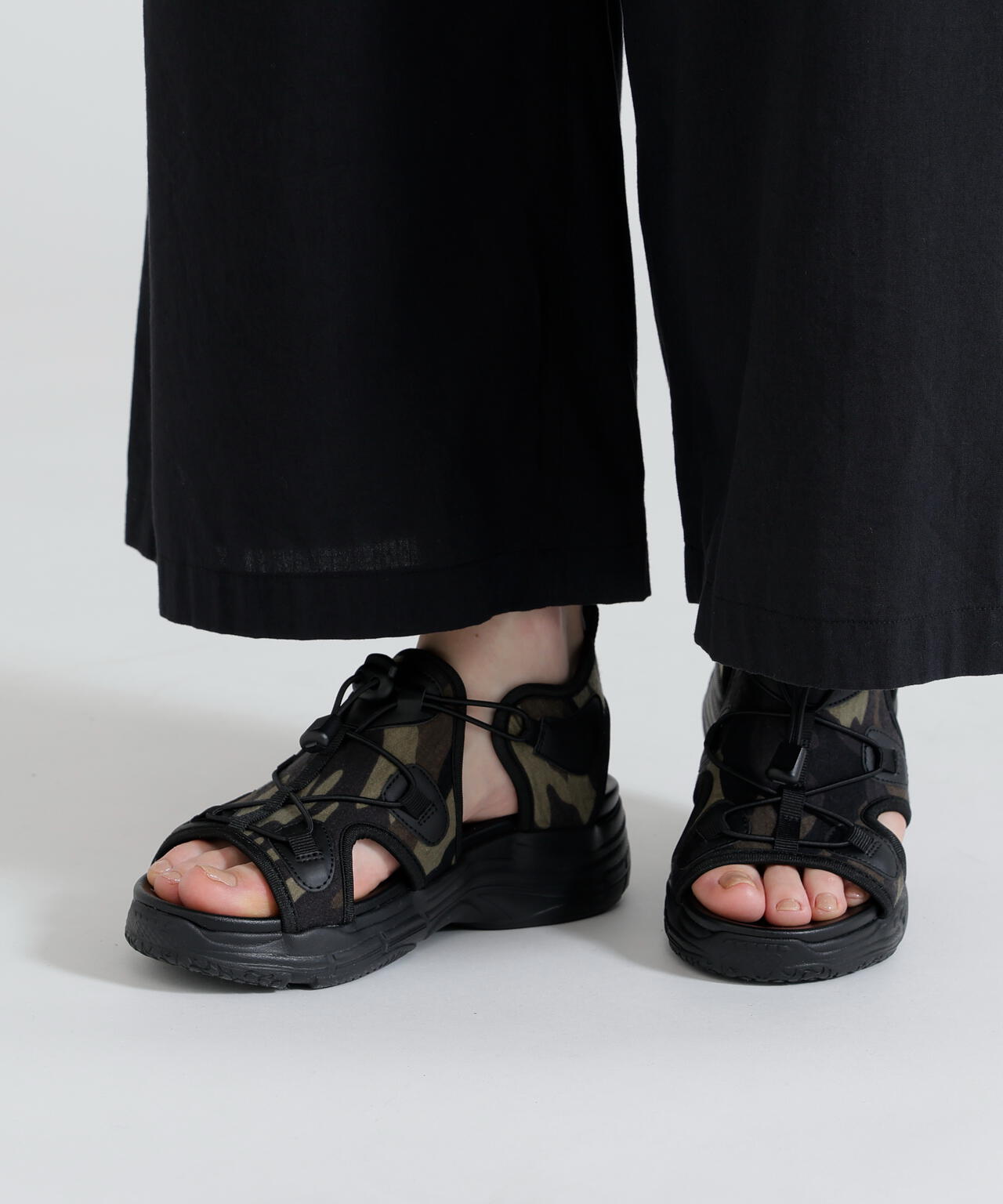 《直営店限定》SPORTY SANDAL(CAMOUFLAGE)