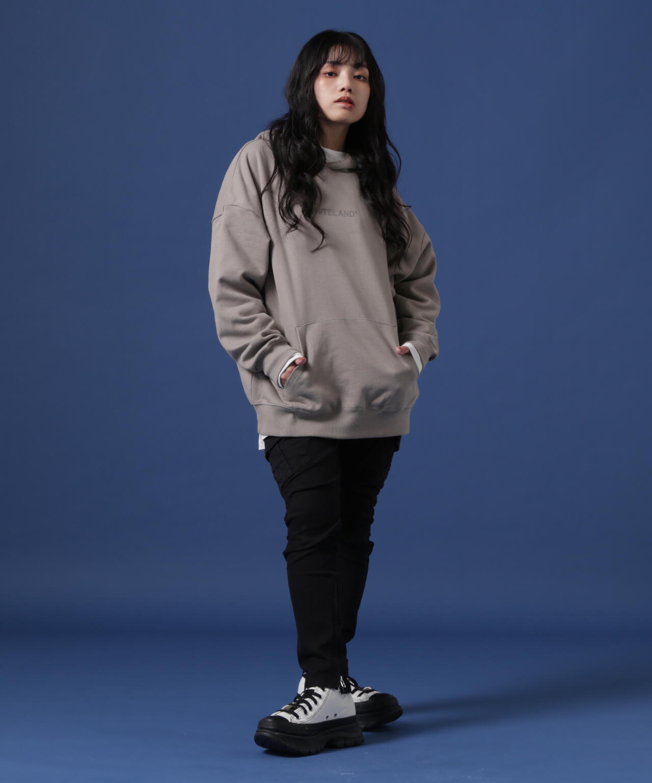 【WEB&DEPOT限定】WHITELAND/ホワイトランド/LOGO SWT HOODIE/ロゴ