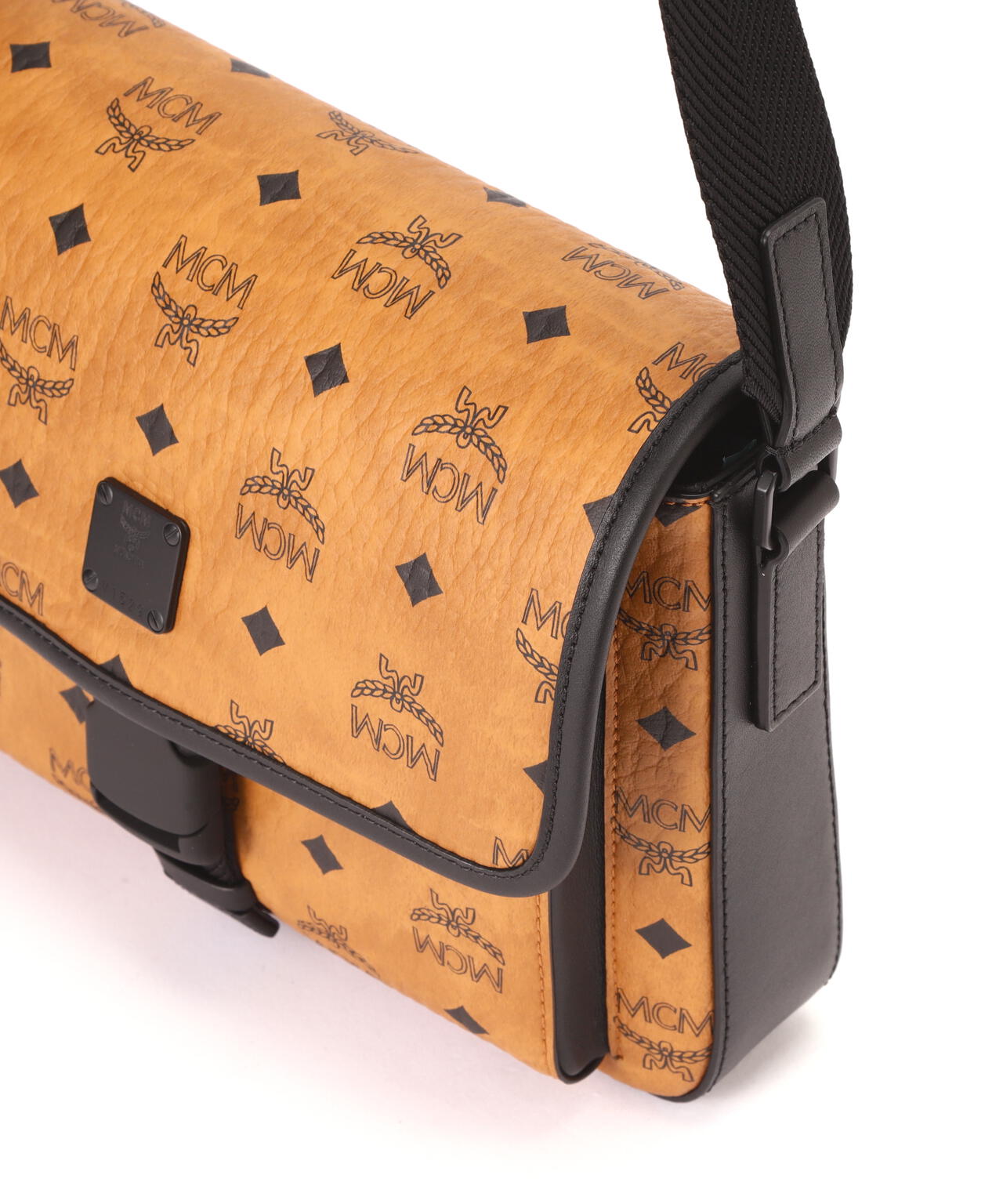 MCM/エムシーエム/Visetos Messenger Bag Small/ヴィセトス メッセンジャーバッグ スモール