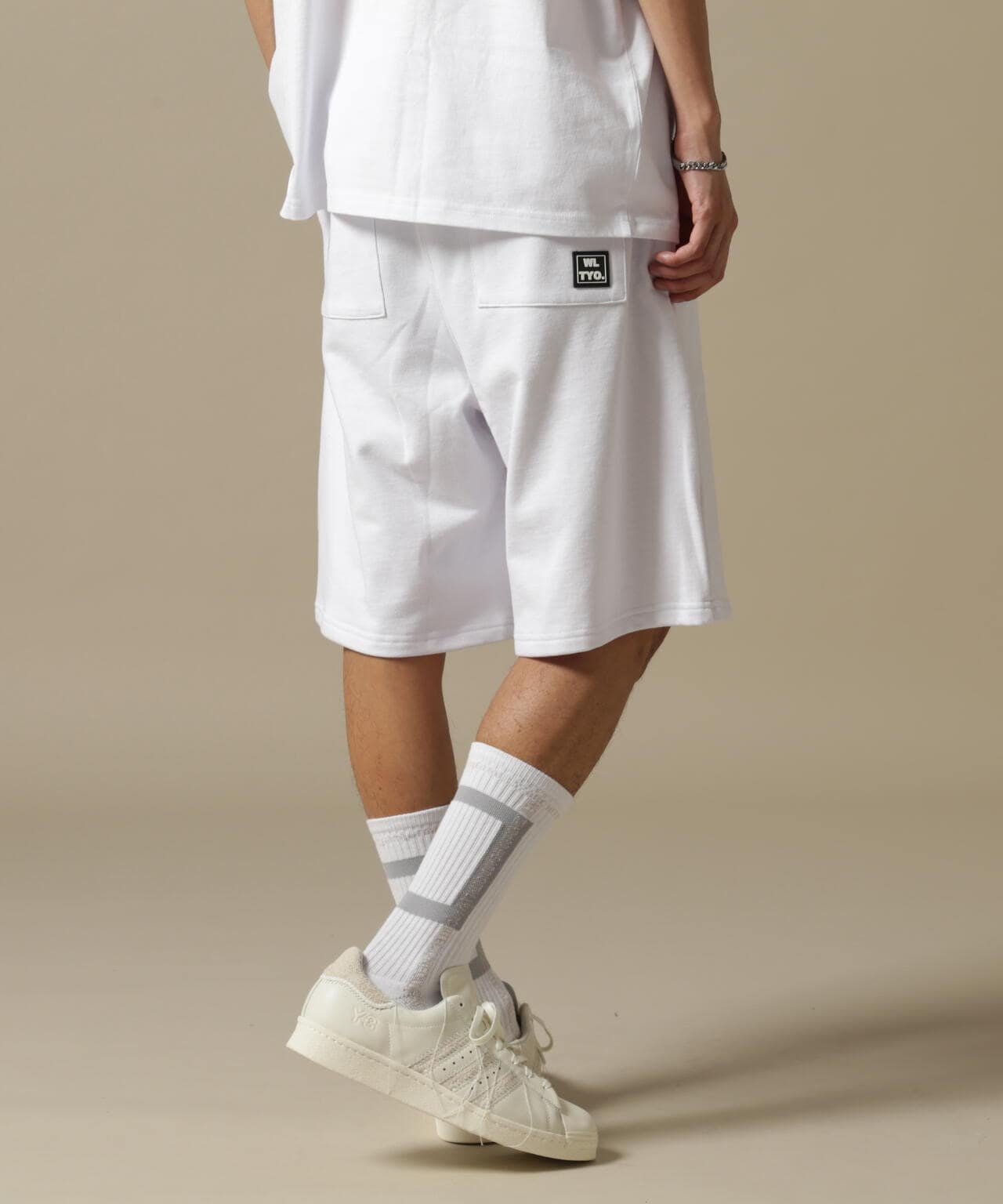 23d9ff6f-f4e6-5b3f-8477-3161bfcebefd_Image