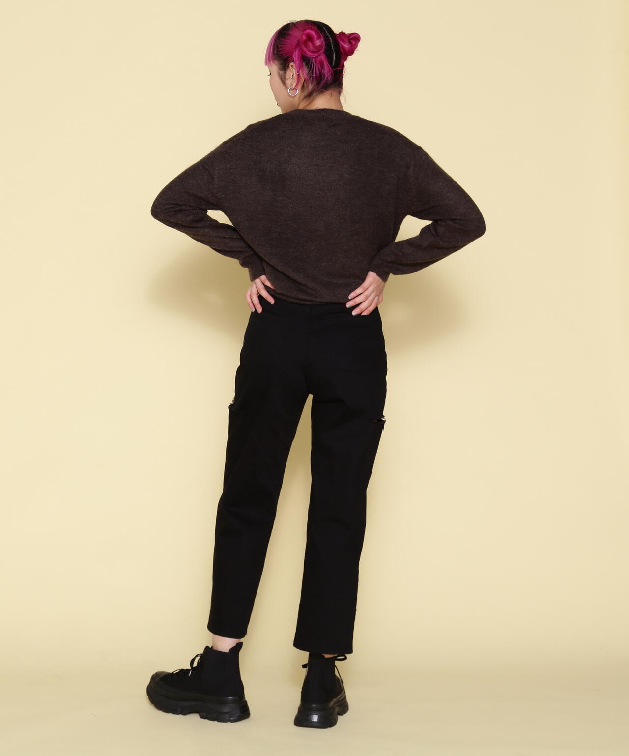 a93fca02-b76d-554f-bf83-bdad54e2d69f_Image