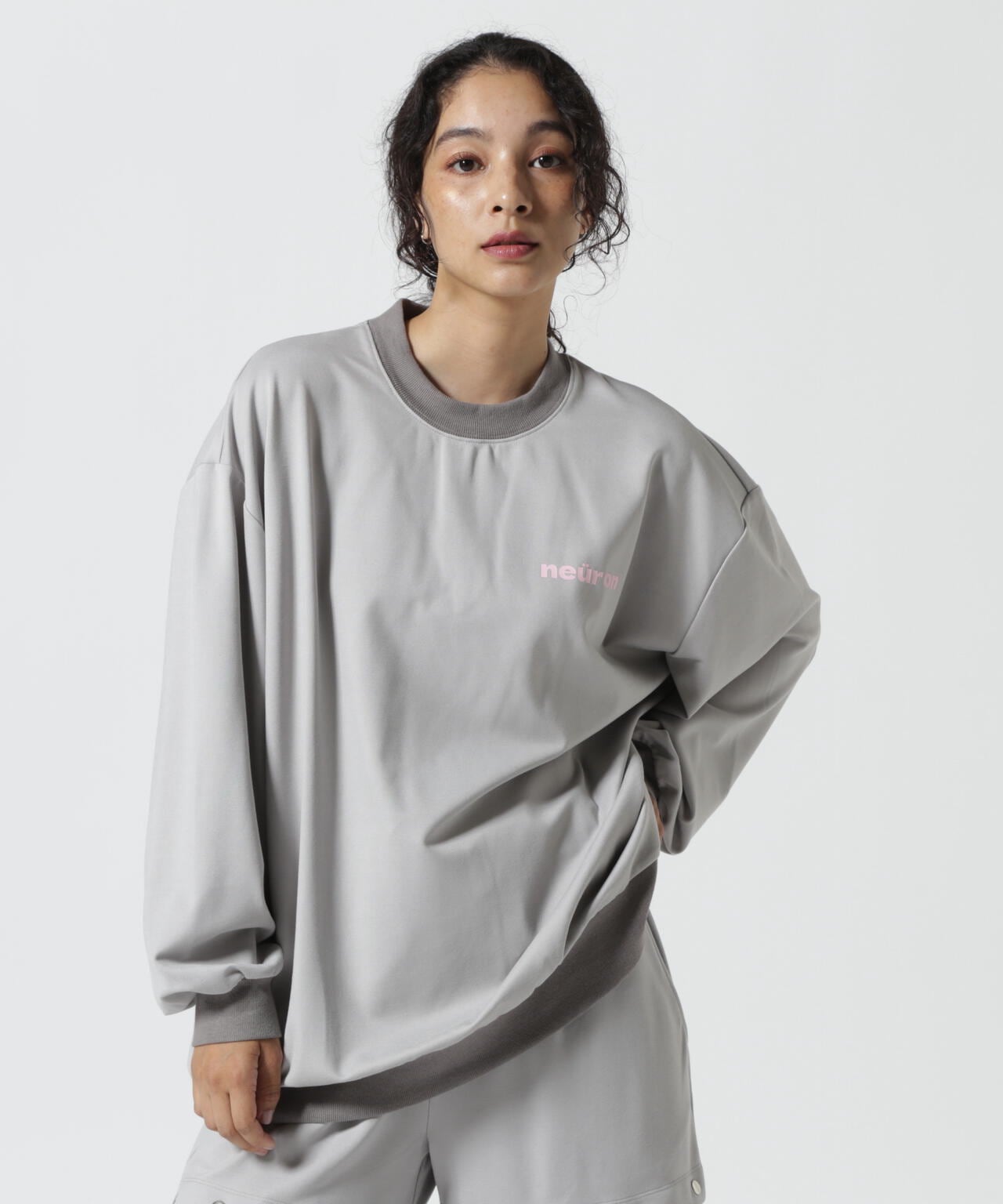 neuron/にゅうろん/ロゴロングTシャツ