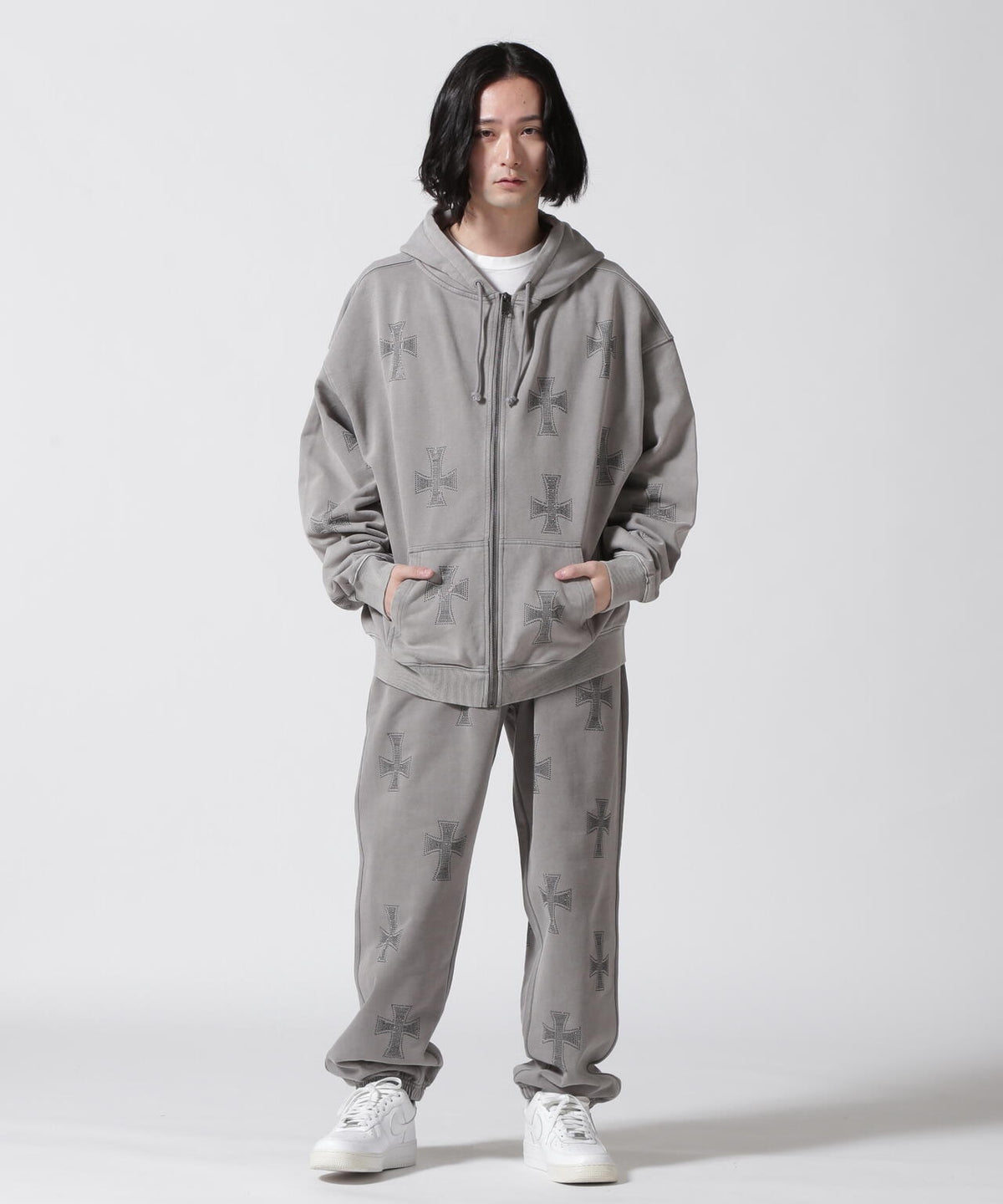 UNKNOWNLONDON/アンノウンロンドン/WASH GREY×BLACK CROSS ZIP HOODIE