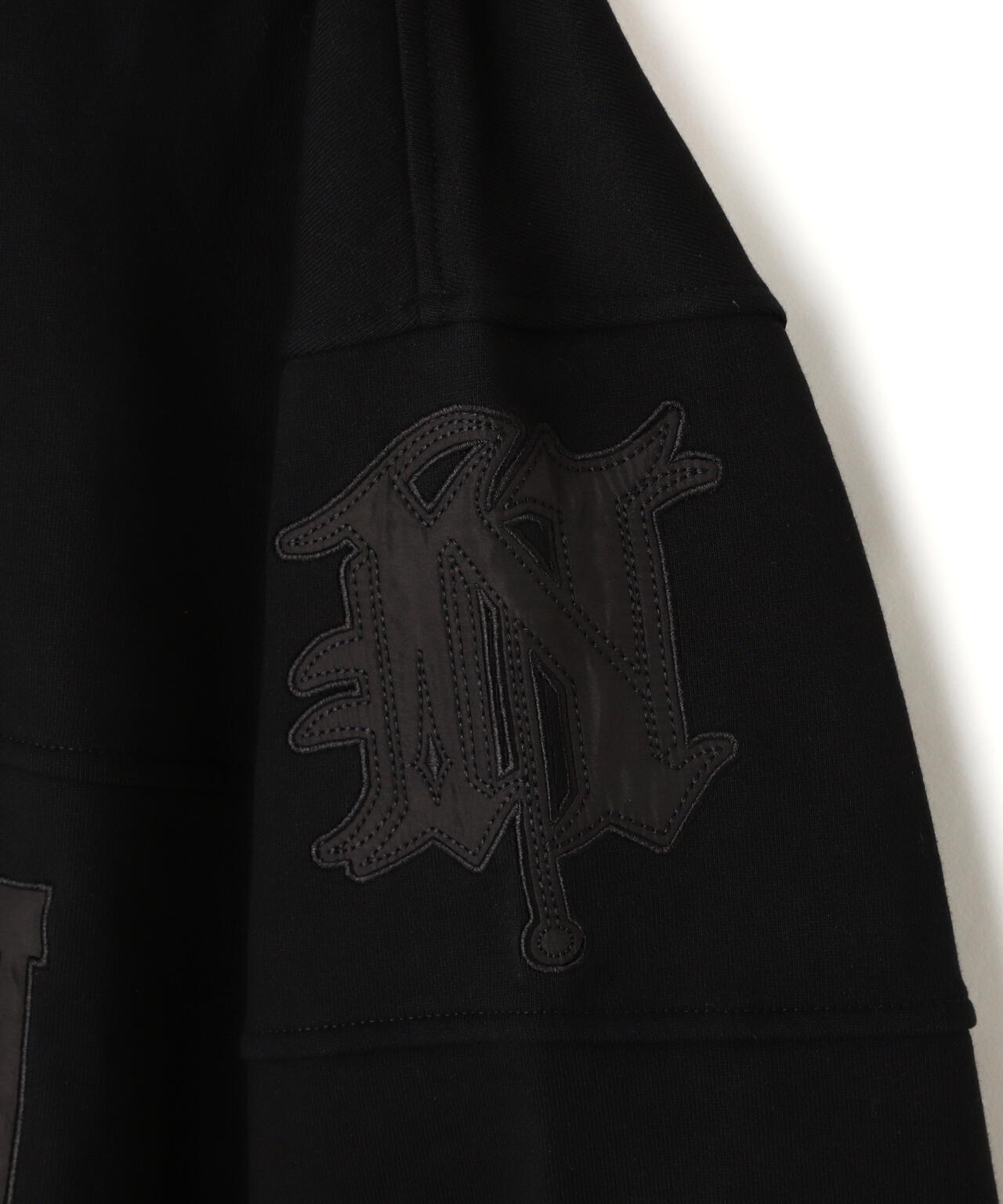 UNKNOWN LONDON/アンノウンロンドン/COLLARED CREWNECK SWEAT
