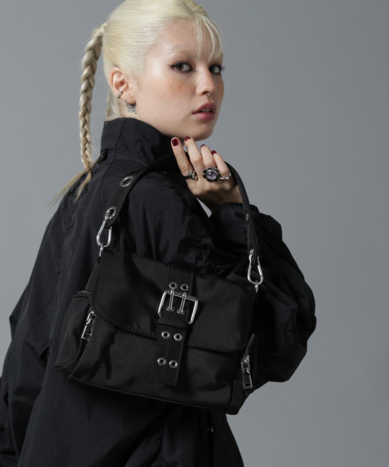 【WEB限定】SIS/エスアイエス/ベルトバックルスクエアバッグ