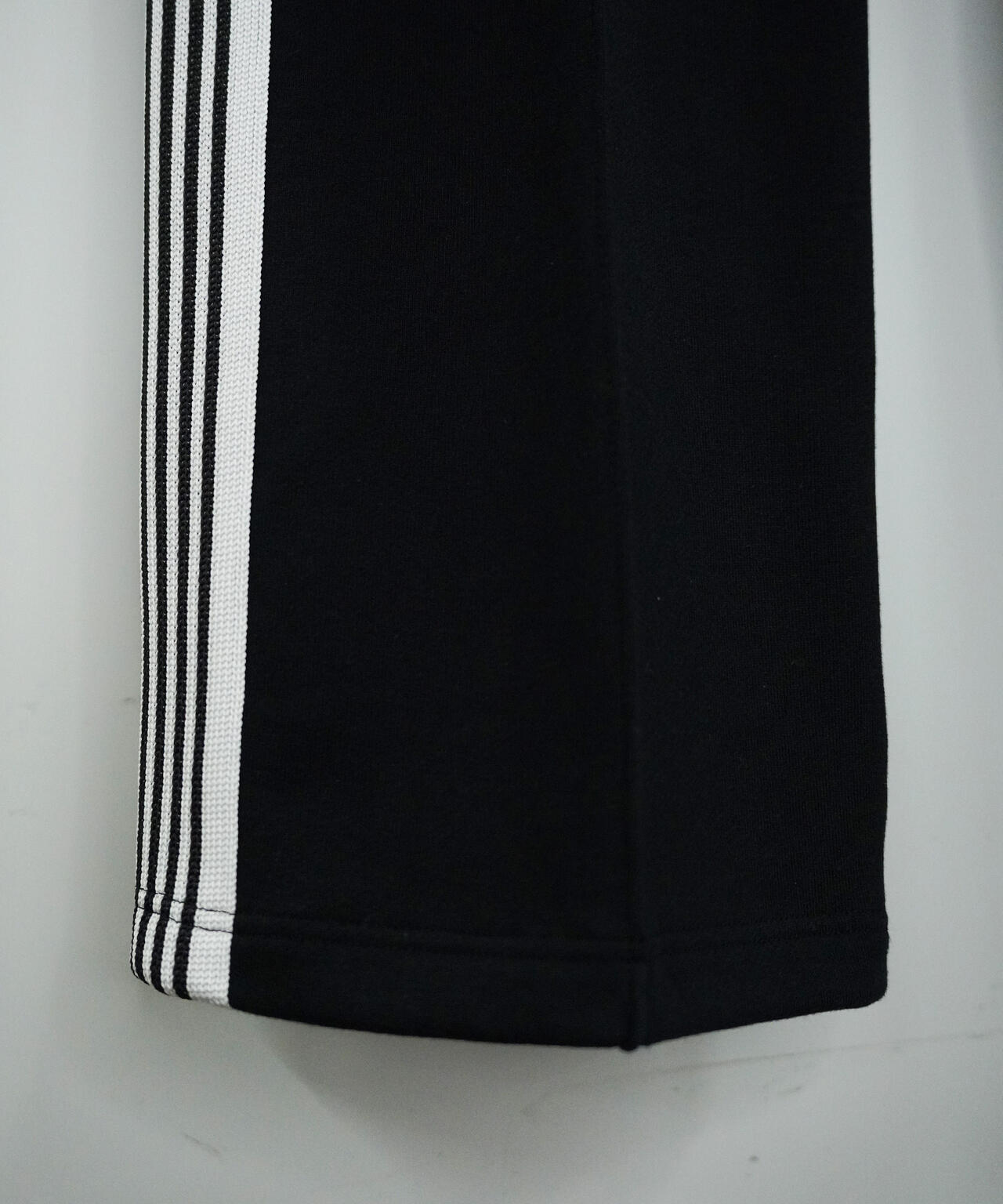 b05560bb-6100-5efd-b059-5ed79142051d_Image