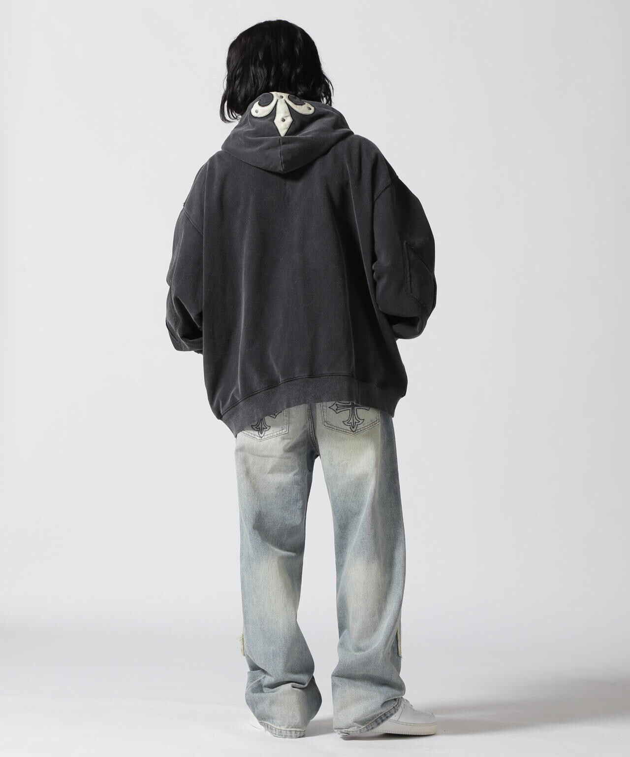 SUPPLIER/【LHP EXCLUSIVE】FLEUR LEATHER PATCH ZIP HOODIE