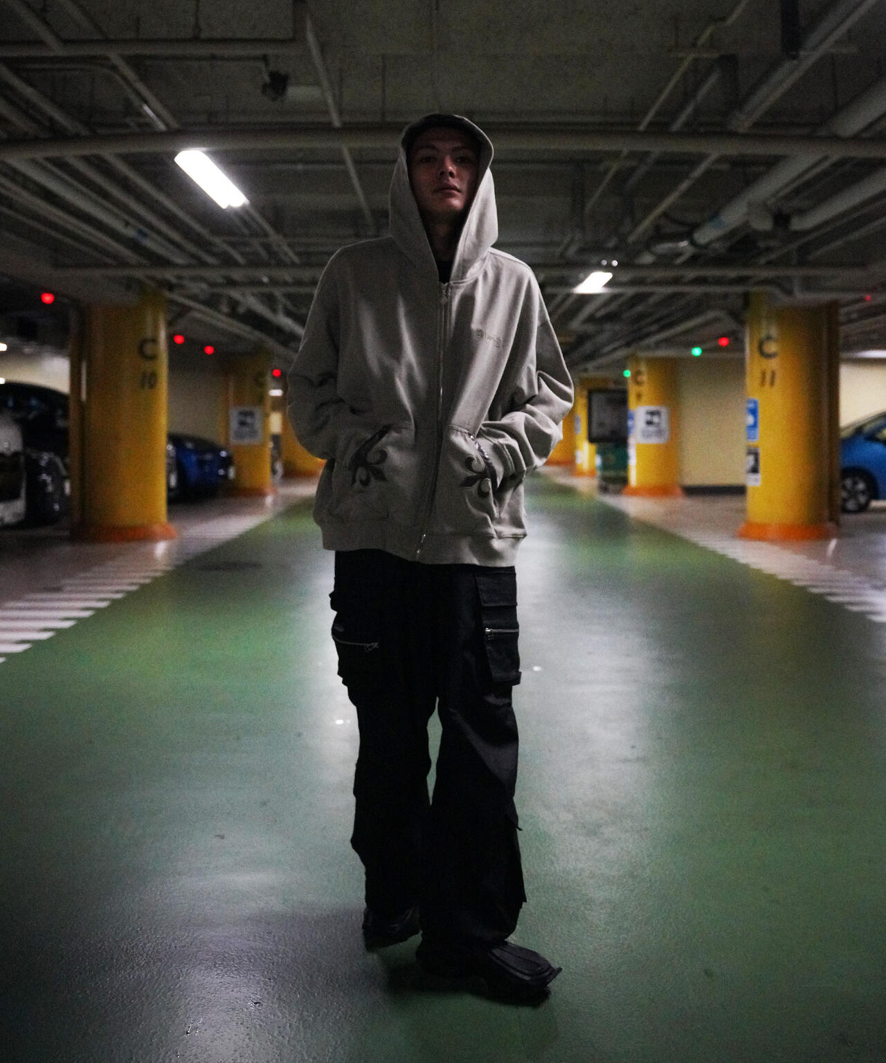 SUPPLIER/【LHP EXCLUSIVE】FLEUR LEATHER PATCH ZIP HOODIE
