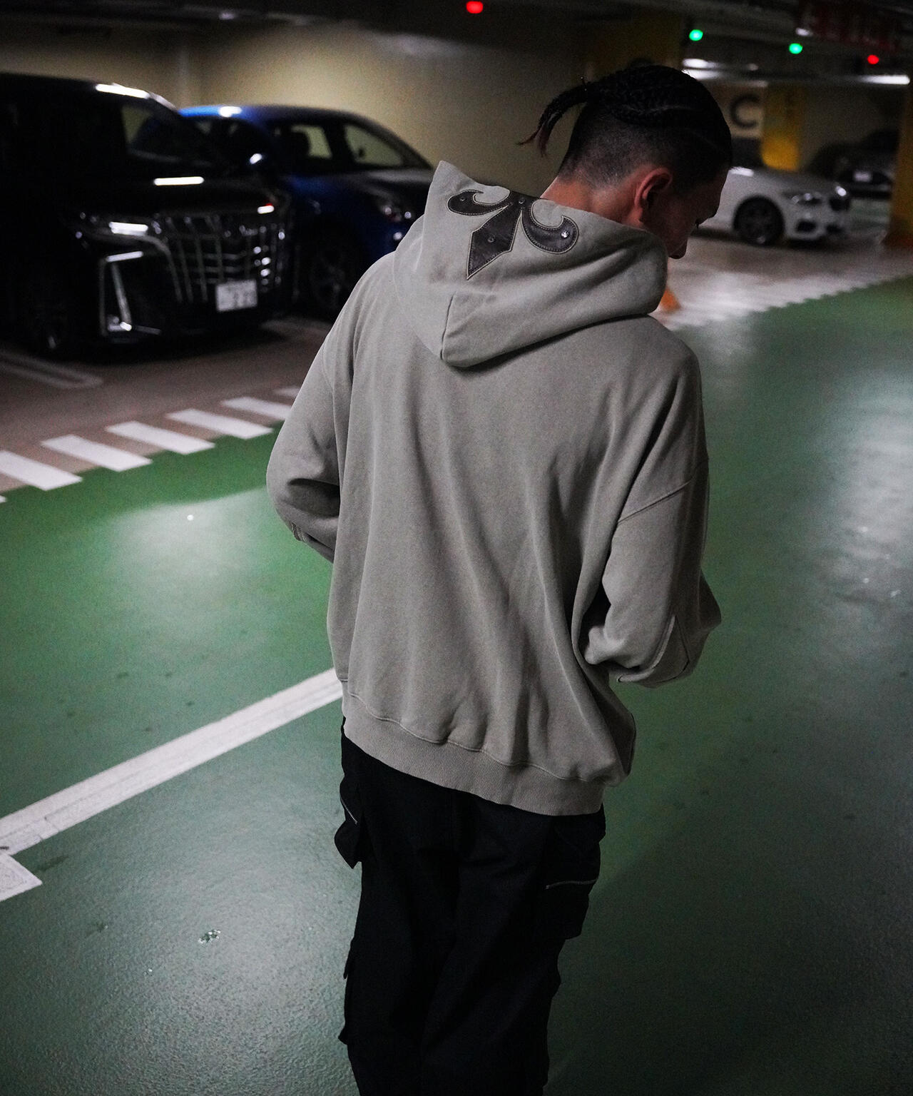 SUPPLIER/【LHP EXCLUSIVE】FLEUR LEATHER PATCH ZIP HOODIE