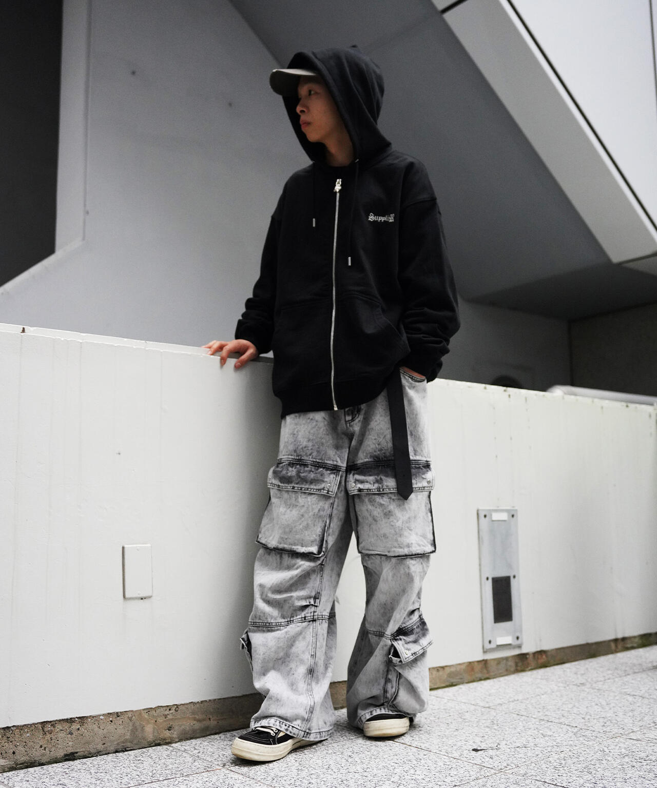 SUPPLIER【LHP WEB限定】CROSS ZIP HOODIE